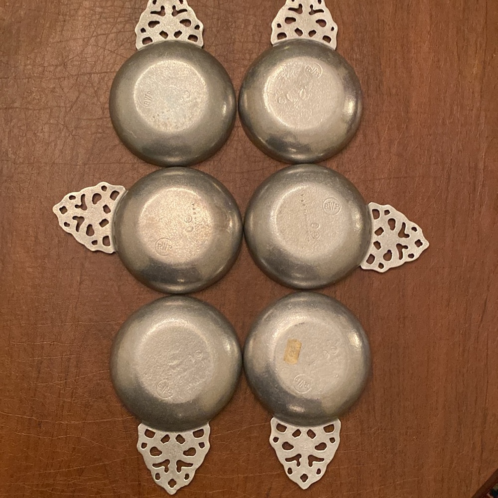 Wilton Armetale Pewter Small Porringer Bowls - Picture 4 of 6